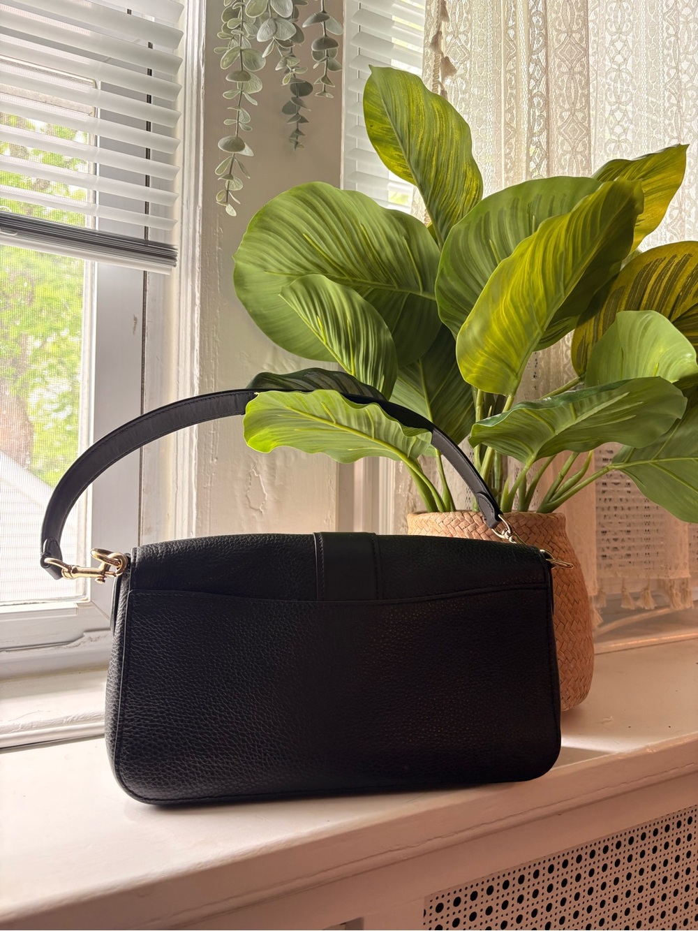 Coach Georgiana in Black Pebble Leather & Gold Hardware - Picture 3 of 9
